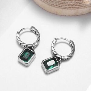 The Emerald Punk Rock drop earrings in 925 silver